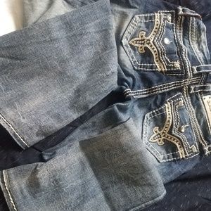 Womens rock revival jeans.
